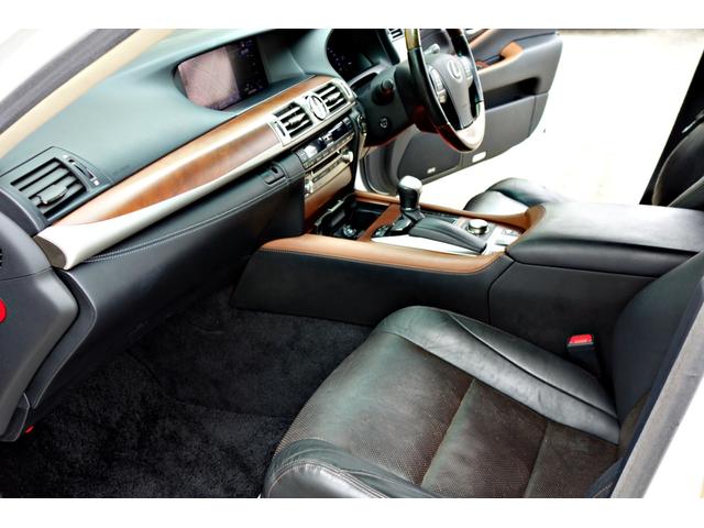 ＬＳ ＬＳ４６０　バージョンＣ　カスタム車輛　新品ＷＯＲＫシュヴァートＳＧ１ブラックカットクリア２０インチアルミ　新品エアサスコントローラー　黒革シート　パワーシート　シートクーラー　純正ナビ　クルーズコントロール　ドラレコ（37枚目）