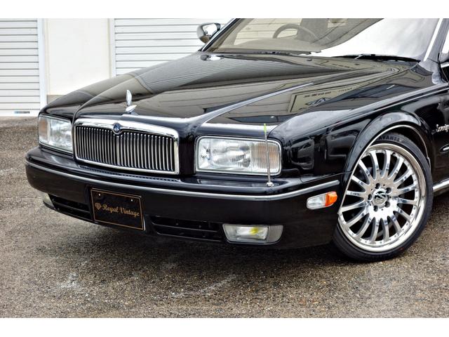 プレジデントＪＳ タイプＳ　走行３７０００キロ！フルタップ車高調！Ｃａｒｌｓｓｏｎ１９インチアルミ！　キーレス！パワーシート！クルーズコントロール！カロッツェリアナビ！ＣＤ！内外装仕上げ済み！令和５年バッテリー交換済み！（3枚目）
