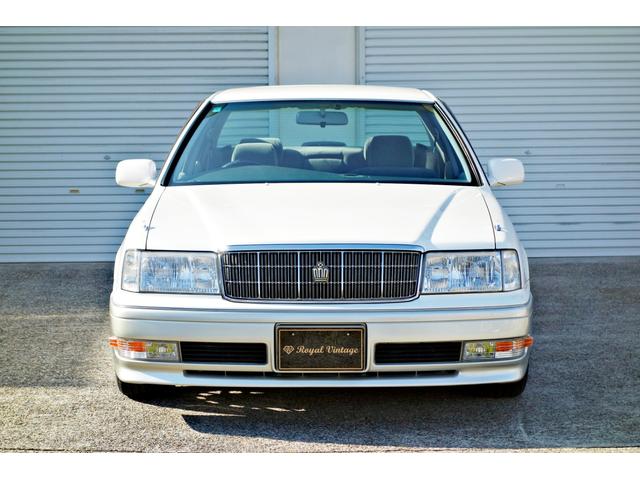 クラウン ロイヤルサルーン　自社制作車輛　新品ＷＯＲＫランベックＬＭ１カットシルバー１８インチアルミ　新品ファイナルコネクションフルタップ車高調　後付けＢｌｕｅｔｏｏｔｈ　純正ナビ　パワーシート　ＥＴＣ（3枚目）