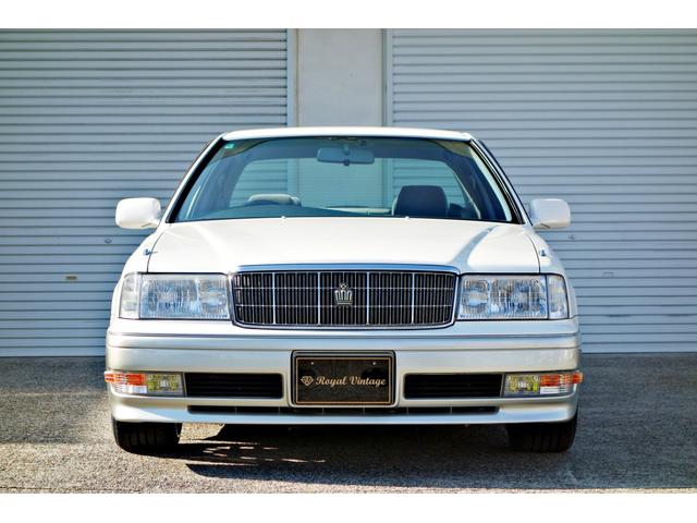 クラウン ロイヤルサルーン　自社制作車輛　新品ＷＯＲＫランベックＬＭ１カットシルバー１８インチアルミ　新品ファイナルコネクションフルタップ車高調　後付けＢｌｕｅｔｏｏｔｈ　純正ナビ　パワーシート　ＥＴＣ（4枚目）