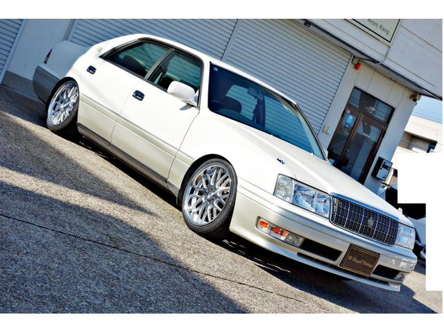 クラウン ロイヤルサルーン　自社制作車輛　新品ＷＯＲＫランベックＬＭ１カットシルバー１８インチアルミ　新品ファイナルコネクションフルタップ車高調　後付けＢｌｕｅｔｏｏｔｈ　純正ナビ　パワーシート　ＥＴＣ（8枚目）