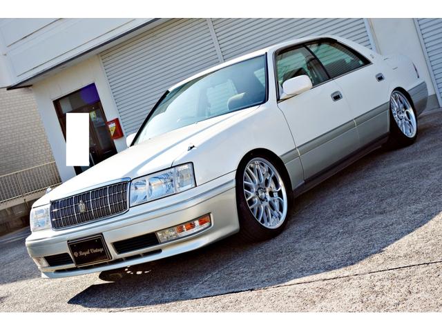 クラウン ロイヤルサルーン　自社制作車輛　新品ＷＯＲＫランベックＬＭ１カットシルバー１８インチアルミ　新品ファイナルコネクションフルタップ車高調　後付けＢｌｕｅｔｏｏｔｈ　純正ナビ　パワーシート　ＥＴＣ（15枚目）