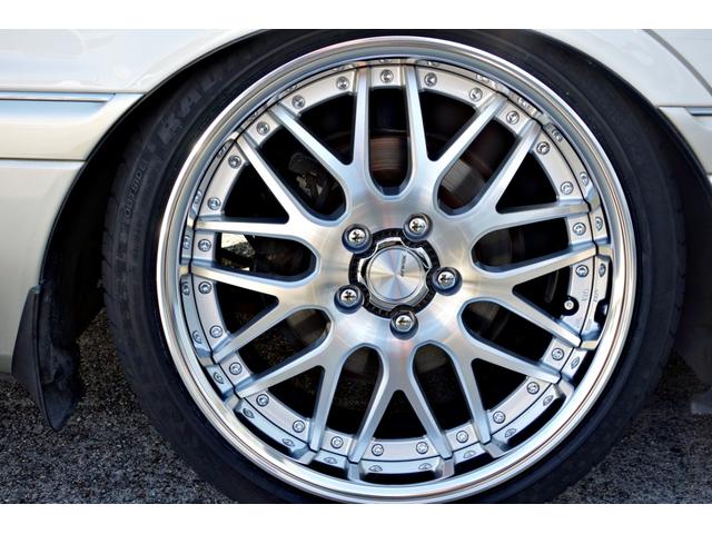 クラウン ロイヤルサルーン　自社制作車輛　新品ＷＯＲＫランベックＬＭ１カットシルバー１８インチアルミ　新品ファイナルコネクションフルタップ車高調　後付けＢｌｕｅｔｏｏｔｈ　純正ナビ　パワーシート　ＥＴＣ（18枚目）