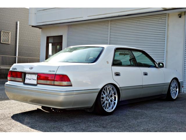 クラウン ロイヤルサルーン　自社制作車輛　新品ＷＯＲＫランベックＬＭ１カットシルバー１８インチアルミ　新品ファイナルコネクションフルタップ車高調　後付けＢｌｕｅｔｏｏｔｈ　純正ナビ　パワーシート　ＥＴＣ（29枚目）