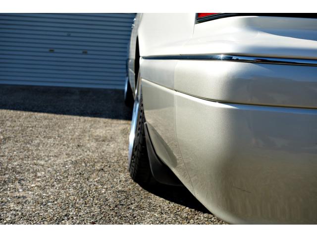 クラウン ロイヤルサルーン　自社制作車輛　新品ＷＯＲＫランベックＬＭ１カットシルバー１８インチアルミ　新品ファイナルコネクションフルタップ車高調　後付けＢｌｕｅｔｏｏｔｈ　純正ナビ　パワーシート　ＥＴＣ（32枚目）