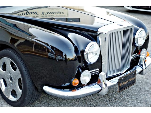 ガリュー 　ＨＫ３０改　日産クルーベースＲＢ２０エンジン　ユーザー買取車輛　１７インチメッキアルミ　ＥＴＣ　車検令和９年８月　オールペンブラック（8枚目）