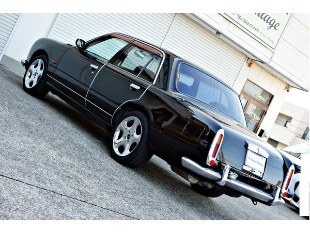 ガリュー 　ＨＫ３０改　日産クルーベースＲＢ２０エンジン　ユーザー買取車輛　１７インチメッキアルミ　ＥＴＣ　車検令和９年８月　オールペンブラック（24枚目）