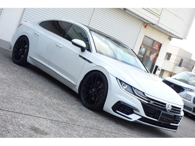 アルテオン ＴＳＩ　４モーション　Ｒラインアドバンス　カスタム車輛　ユーザー買取車　ＫＷ車高調ＯＺＲＡＣＩＮＧ２０インチアルミ　黒革シート　サンルーフ　前後ドラレコ　レーダー　純正ナビ　Ｂｌｕｅｔｏｏｔｈ　パワートランク　全周囲カメラ　４ＷＤ（8枚目）