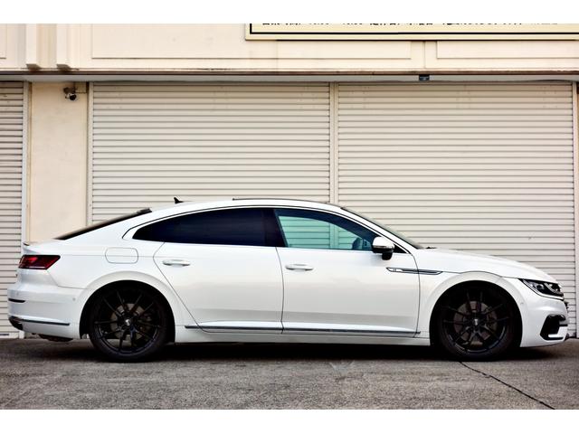 アルテオン ＴＳＩ　４モーション　Ｒラインアドバンス　カスタム車輛　ユーザー買取車　ＫＷ車高調ＯＺＲＡＣＩＮＧ２０インチアルミ　黒革シート　サンルーフ　前後ドラレコ　レーダー　純正ナビ　Ｂｌｕｅｔｏｏｔｈ　パワートランク　全周囲カメラ　４ＷＤ（18枚目）