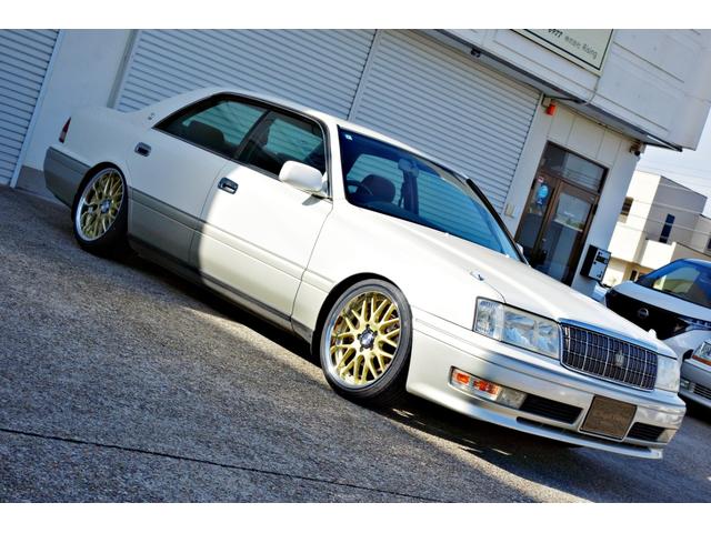 ���c�Ǝ��ԁE��x�����@��x���͑�Q�E��S�Ηj���A���T���j���ł��B�c�Ǝ��Ԃ͂P�O�F�O�O�`�P�X�F�O�O�ł��B