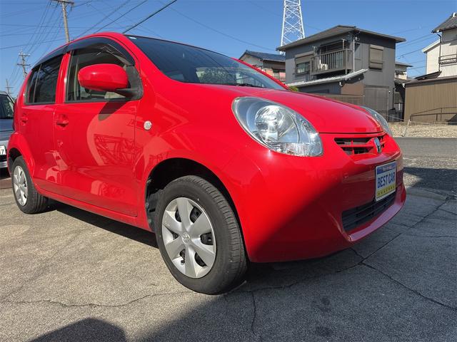 パッソ Ｘ　Ｌパッケージ　エアコン　パワーステアリング　パワーウィンドウ　運転席エアバッグ　助手席エアバッグ　スマートキー　電動格納ミラー　バックカメラ（6枚目）