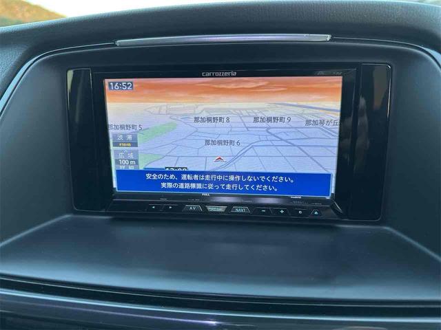 ナビ付き♪旅行やドライブも楽しいひと時！初めての道でも迷うことなくエスコートしてくれます。