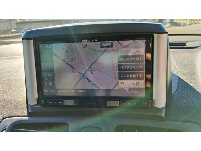 メガーヌエステート ＧＴライン　ターボ　ＫＷ車高調　純正ナビ　地デジＴＶ　ＥＴＣ　バックモニター　Ｂｌｕｅｔｏｏｔｈ　１７インチＡＷ（31枚目）