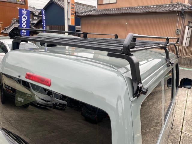 ハイゼットカーゴ クルーズ　パートタイム４ＷＤ　前後バンパーラプターライナー塗装　ルーフキャリア　車検対応ゴツゴツホワイトレタータイヤ　ブラックスチールホイール電格ミラー　キーレス　オーバーヘッドコンソール　ＥＴＣ（57枚目）
