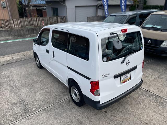 ＮＶ２００バネットバン ＤＸ　ルームミラー型前後ドライブレコーダー　ＯＢＤ検査済み　タイミングチェーン車両　キーレスキー　両側パワーウィンドウ　５ドア　オートマ（3枚目）
