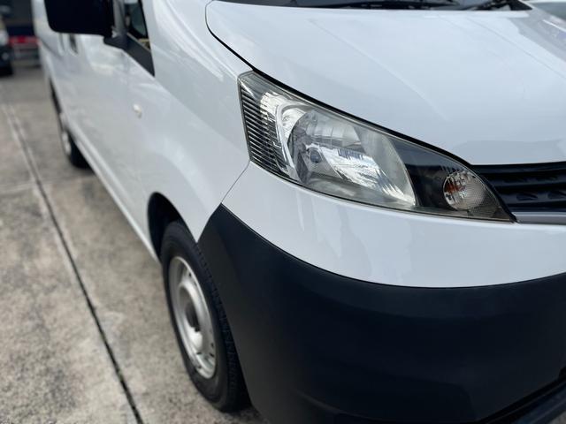 ＮＶ２００バネットバン ＤＸ　ルームミラー型前後ドライブレコーダー　ＯＢＤ検査済み　タイミングチェーン車両　キーレスキー　両側パワーウィンドウ　５ドア　オートマ（19枚目）