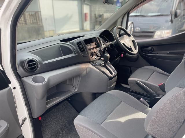ＮＶ２００バネットバン ＤＸ　ルームミラー型前後ドライブレコーダー　ＯＢＤ検査済み　タイミングチェーン車両　キーレスキー　両側パワーウィンドウ　５ドア　オートマ（29枚目）