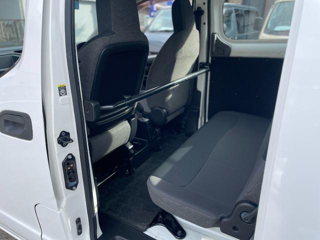 ＮＶ２００バネットバン ＤＸ　ルームミラー型前後ドライブレコーダー　ＯＢＤ検査済み　タイミングチェーン車両　キーレスキー　両側パワーウィンドウ　５ドア　オートマ（38枚目）