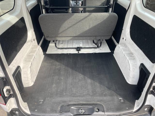 ＮＶ２００バネットバン ＤＸ　ルームミラー型前後ドライブレコーダー　ＯＢＤ検査済み　タイミングチェーン車両　キーレスキー　両側パワーウィンドウ　５ドア　オートマ（42枚目）