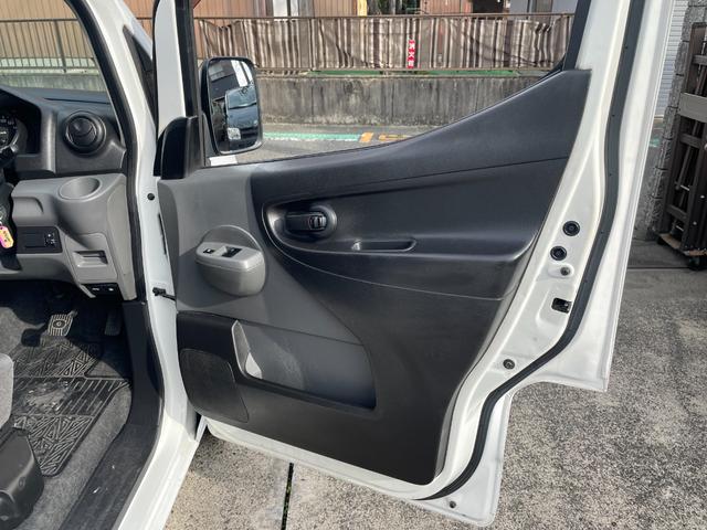ＮＶ２００バネットバン ＤＸ　ルームミラー型前後ドライブレコーダー　ＯＢＤ検査済み　タイミングチェーン車両　キーレスキー　両側パワーウィンドウ　５ドア　オートマ（57枚目）