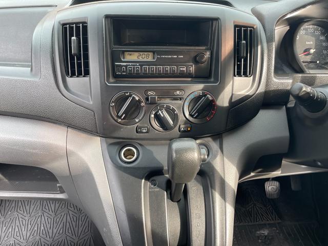 ＮＶ２００バネットバン ＤＸ　ルームミラー型前後ドライブレコーダー　ＯＢＤ検査済み　タイミングチェーン車両　キーレスキー　両側パワーウィンドウ　５ドア　オートマ（66枚目）