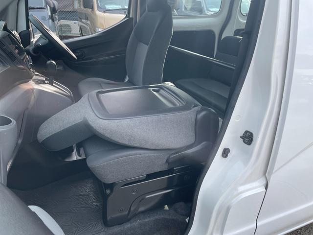 ＮＶ２００バネットバン ＤＸ　ルームミラー型前後ドライブレコーダー　ＯＢＤ検査済み　タイミングチェーン車両　キーレスキー　両側パワーウィンドウ　５ドア　オートマ（70枚目）