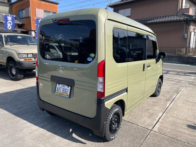 Ｎ－ＶＡＮ ファン・ターボ　プラススタイル　ファン　ターボ　前後バンパーラプターライナー塗装　車検対応ゴツゴツホワイトレタータイヤ　ブラックスチールホイール　ナビ　ＴＶ　ｂａｃｋカメラ　ＥＴＣ　スマートキー　ＬＥＤヘッドライト（14枚目）