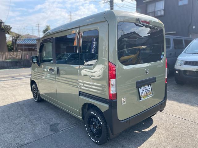 Ｎ－ＶＡＮ ファン・ターボ　プラススタイル　ファン　ターボ　前後バンパーラプターライナー塗装　車検対応ゴツゴツホワイトレタータイヤ　ブラックスチールホイール　ナビ　ＴＶ　ｂａｃｋカメラ　ＥＴＣ　スマートキー　ＬＥＤヘッドライト（16枚目）