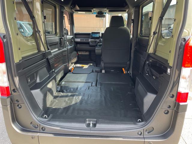 Ｎ－ＶＡＮ ファン・ターボ　プラススタイル　ファン　ターボ　前後バンパーラプターライナー塗装　車検対応ゴツゴツホワイトレタータイヤ　ブラックスチールホイール　ナビ　ＴＶ　ｂａｃｋカメラ　ＥＴＣ　スマートキー　ＬＥＤヘッドライト（49枚目）