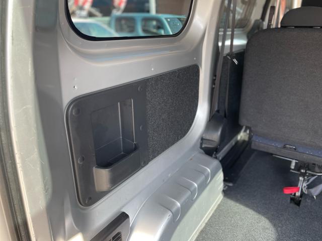 NV200バネットバン GX OBD検査済み 助手席エアバッグ ナビ バックカメラ ETC付 リア席ワゴン用シート シートベルト付き キーレスキー スモークガラス 前後カラーバンパー パワーウィンドウ ベース車両(38枚目)