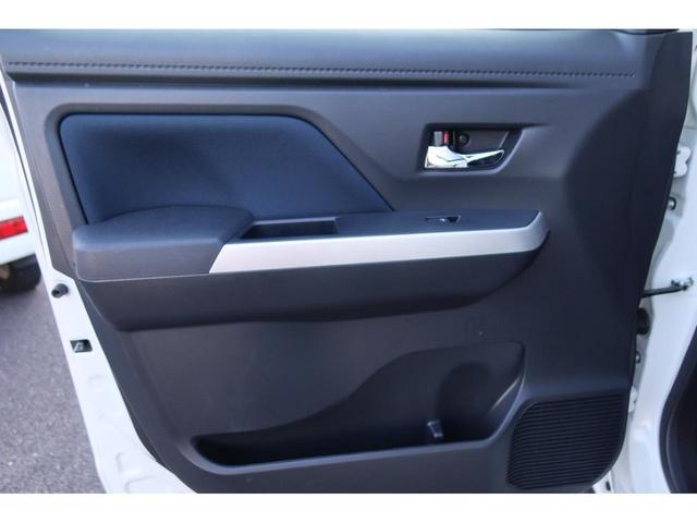 ルーミー カスタムＧ　純正９インチナビ　ＴＶ　前後ドライブレコーダー　ＥＴＣ　スマートアシスト　クリアランスソナ―　両側パワースライドドア　ＬＥＤヘッドライト＆フォグ　レーダークルーズコントロール（33枚目）