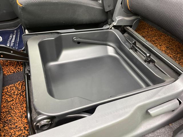 G SDナビ 衝突軽減システム 禁煙車 Bluetooth シートヒーター スマートキー プッシュスタート オートエアコン ETC シートアンダーボックス(33枚目)