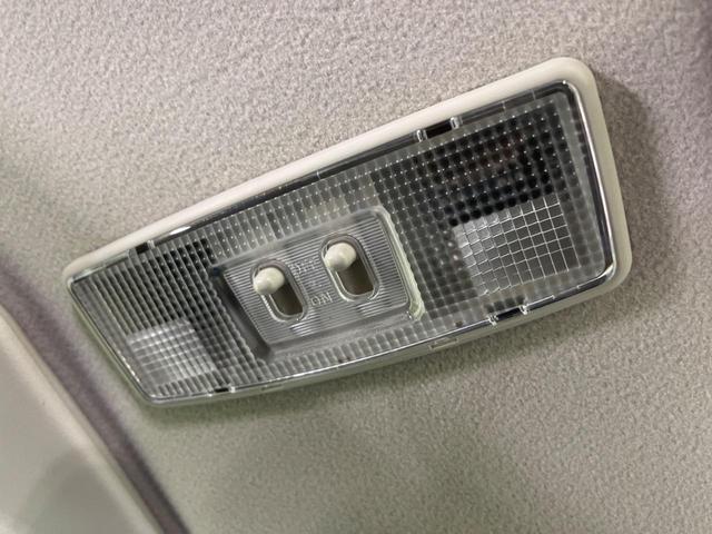 ハイウェイスター X 禁煙車 衝突軽減ブレーキ 純正SDナビ 前週井カメラ バックカメラ Bluetooth再生 フルセグTV HIDヘッドライト スマートキー オートライト 革巻きステアリング ステアリングスイッチ(31枚目)