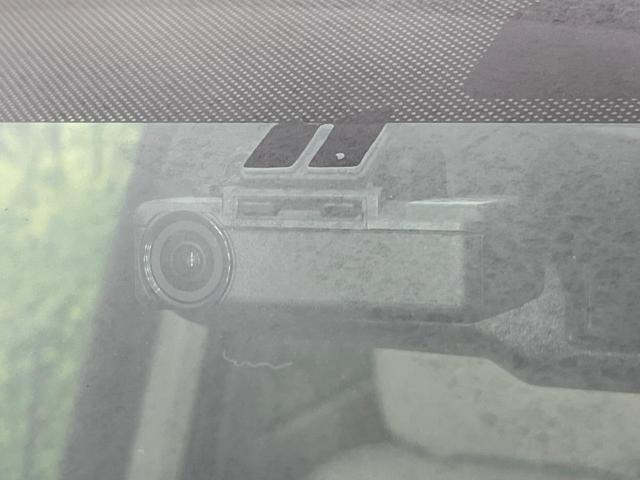 X 純正ナビ 禁煙車 アラウンドビューモニター 衝突軽減システム ドライブレコーダー Bluetooth再生 オートエアコン スマートキー アイドリングストップ 電動格納ミラー(6枚目)