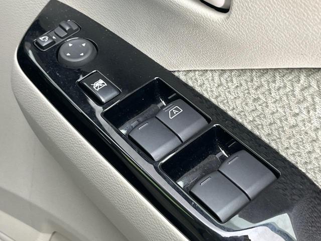 Ｍ　衝突軽減装置　禁煙車　ディスプレイオーディオ　Ｂｌｕｅｔｏｏｔｈ再生　ＥＴＣ　シートヒーター　クリアランスソナー　オートライト　アイドリングストップ　プライバシーガラス　盗難防止システム　キーレス(27枚目)