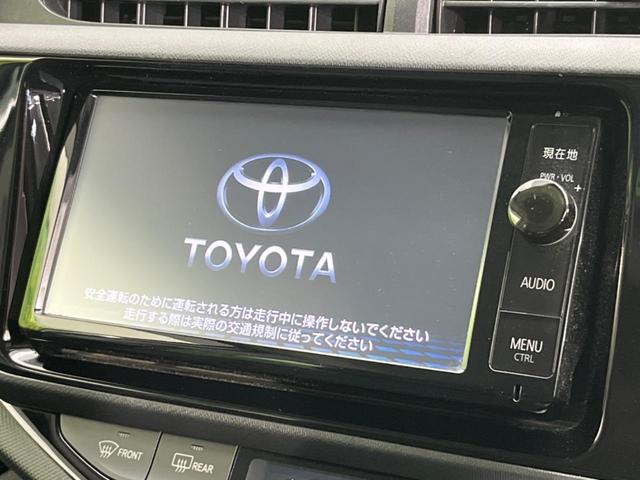 アクア Ｇブラックソフトレザーセレクション　純正ナビ　禁煙車　バックカメラ　ＥＴＣ　クルーズコントロール　Ｂｌｕｅｔｏｏｔｈ再生　フルセグＴＶ　シートヒーター　オートエアコン　スマートキー　ドアバイザー　プライバシーガラス　盗難防止システム（3枚目）