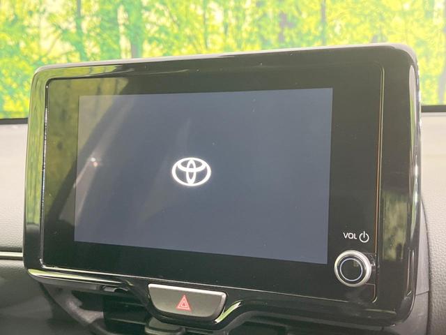 ヤリスクロス ハイブリッドＺ　バックカメラ　セーフティセンス　レーダークルーズ　純正８型ナビ　禁煙車　ハーフレザーシート　パワーシート　コーナーセンサー　スマートキー　ＬＥＤヘッド　ＥＴＣ　オートハイビーム　オートライト（3枚目）