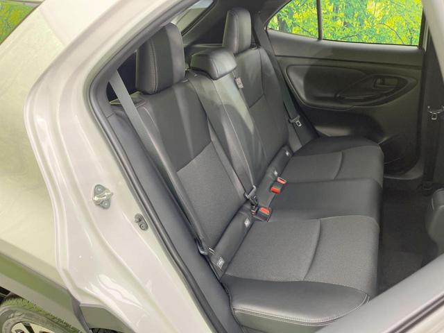 ヤリスクロス ハイブリッドＺ　バックカメラ　セーフティセンス　レーダークルーズ　純正８型ナビ　禁煙車　ハーフレザーシート　パワーシート　コーナーセンサー　スマートキー　ＬＥＤヘッド　ＥＴＣ　オートハイビーム　オートライト（9枚目）