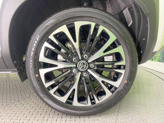 ヤリスクロス ハイブリッドＺ　バックカメラ　セーフティセンス　レーダークルーズ　純正８型ナビ　禁煙車　ハーフレザーシート　パワーシート　コーナーセンサー　スマートキー　ＬＥＤヘッド　ＥＴＣ　オートハイビーム　オートライト（25枚目）