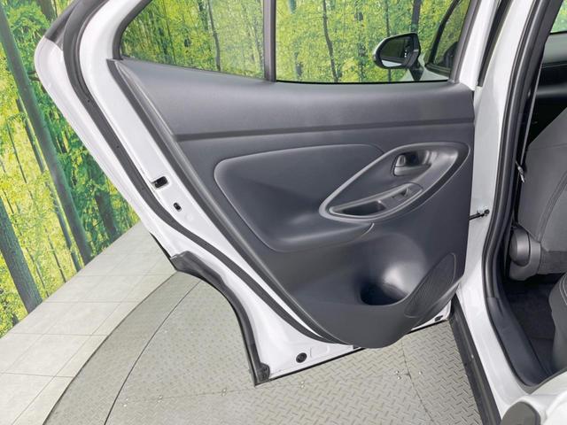 ヤリスクロス ハイブリッドＺ　バックカメラ　セーフティセンス　レーダークルーズ　純正８型ナビ　禁煙車　ハーフレザーシート　パワーシート　コーナーセンサー　スマートキー　ＬＥＤヘッド　ＥＴＣ　オートハイビーム　オートライト（38枚目）