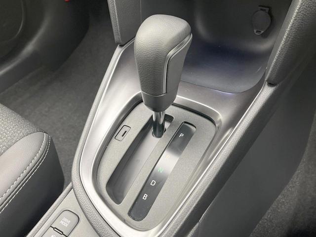 ヤリスクロス ハイブリッドＺ　バックカメラ　セーフティセンス　レーダークルーズ　純正８型ナビ　禁煙車　ハーフレザーシート　パワーシート　コーナーセンサー　スマートキー　ＬＥＤヘッド　ＥＴＣ　オートハイビーム　オートライト（55枚目）