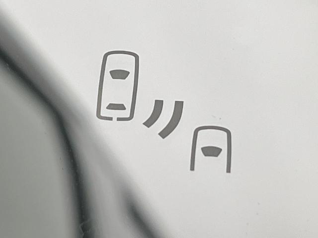 シエンタ ハイブリッドＺ　登録済未使用車　両側電動ドア　全周囲カメラ　純正１０．５型ナビ　セーフティセンス　レーダークルーズ　ドラレコ　コーナーセンサー　スマートキー　ＬＥＤヘッド　ＥＴＣ２．０　オートハイビーム　オートライト（6枚目）