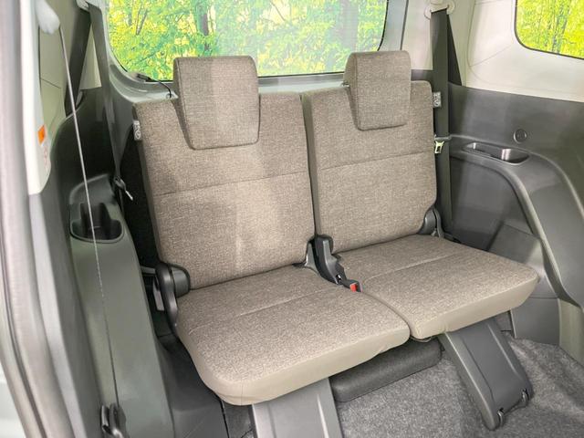 シエンタ ハイブリッドＺ　登録済未使用車　両側電動ドア　全周囲カメラ　純正１０．５型ナビ　セーフティセンス　レーダークルーズ　ドラレコ　コーナーセンサー　スマートキー　ＬＥＤヘッド　ＥＴＣ２．０　オートハイビーム　オートライト（10枚目）