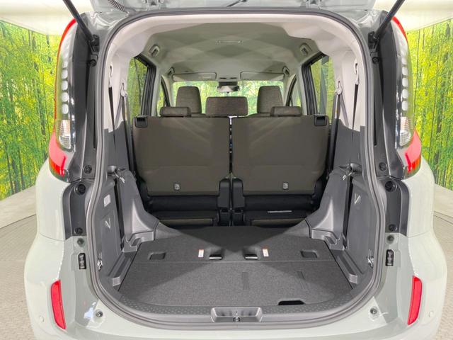 シエンタ ハイブリッドＺ　登録済未使用車　両側電動ドア　全周囲カメラ　純正１０．５型ナビ　セーフティセンス　レーダークルーズ　ドラレコ　コーナーセンサー　スマートキー　ＬＥＤヘッド　ＥＴＣ２．０　オートハイビーム　オートライト（11枚目）