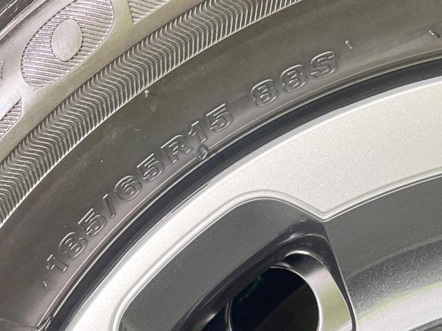 シエンタ ハイブリッドＺ　登録済未使用車　両側電動ドア　全周囲カメラ　純正１０．５型ナビ　セーフティセンス　レーダークルーズ　ドラレコ　コーナーセンサー　スマートキー　ＬＥＤヘッド　ＥＴＣ２．０　オートハイビーム　オートライト（27枚目）