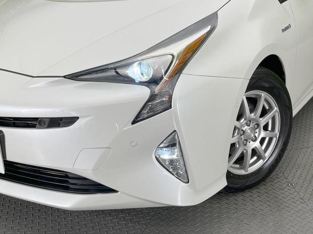 プリウス Ｓセーフティプラス　ＡＬＰＩＮＥ９型　バックカメラ　衝突軽減システム　レーダークルーズ　禁煙車　ドラレコ　コーナーセンサー　スマートキー　ＬＥＤヘッド　ビルトインＥＴＣ　オートハイビーム　車線逸脱警報（12枚目）