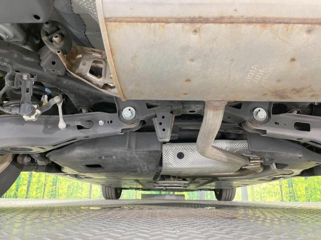 プリウス Ｓセーフティプラス　ＡＬＰＩＮＥ９型　バックカメラ　衝突軽減システム　レーダークルーズ　禁煙車　ドラレコ　コーナーセンサー　スマートキー　ＬＥＤヘッド　ビルトインＥＴＣ　オートハイビーム　車線逸脱警報（19枚目）