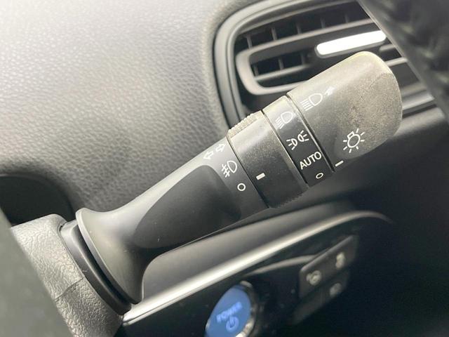 プリウス Ｓセーフティプラス　ＡＬＰＩＮＥ９型　バックカメラ　衝突軽減システム　レーダークルーズ　禁煙車　ドラレコ　コーナーセンサー　スマートキー　ＬＥＤヘッド　ビルトインＥＴＣ　オートハイビーム　車線逸脱警報（47枚目）