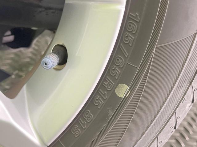 タフト Ｇ　ガラスルーフ　ＳＤナビ　バックカメラ　衝突被害軽減システム　禁煙車　ドラレコ　スマートキー　ＬＥＤヘッド　ルーフレール　ＥＴＣ　オートハイビーム　オートライト　オートエアコン　純正１５インチアルミ（28枚目）
