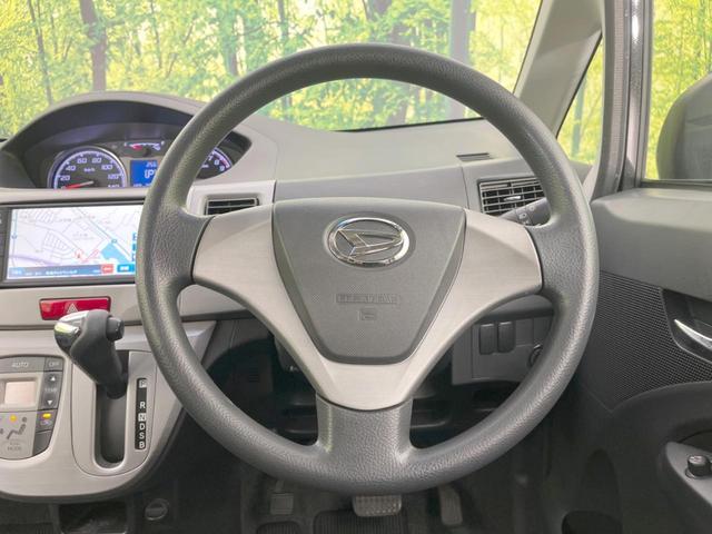 ムーヴ カスタム　Ｘリミテッド　純正ナビ　バックカメラ　禁煙車　スマートキー　ＨＩＤヘッドライト　オートエアコン　純正１４インチアルミ　ＣＤ　地デジ　プライバシーガラス　ドアバイザー　盗難防止システム（11枚目）